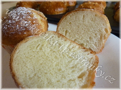 kynuté vanilkové muffiny - řez